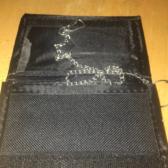 Men’s pirate wallet with skull and cross bones - Picture 2 of 5